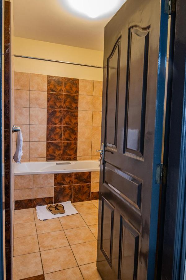 Mellow Suites Nairobi Ngoại thất bức ảnh